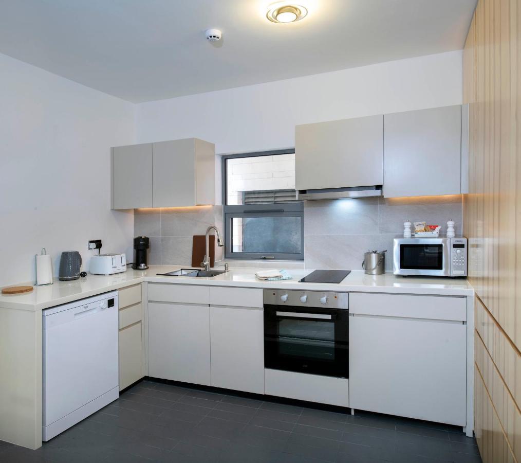 Trueman Court Luxury Serviced Apartments リヴァプール エクステリア 写真
