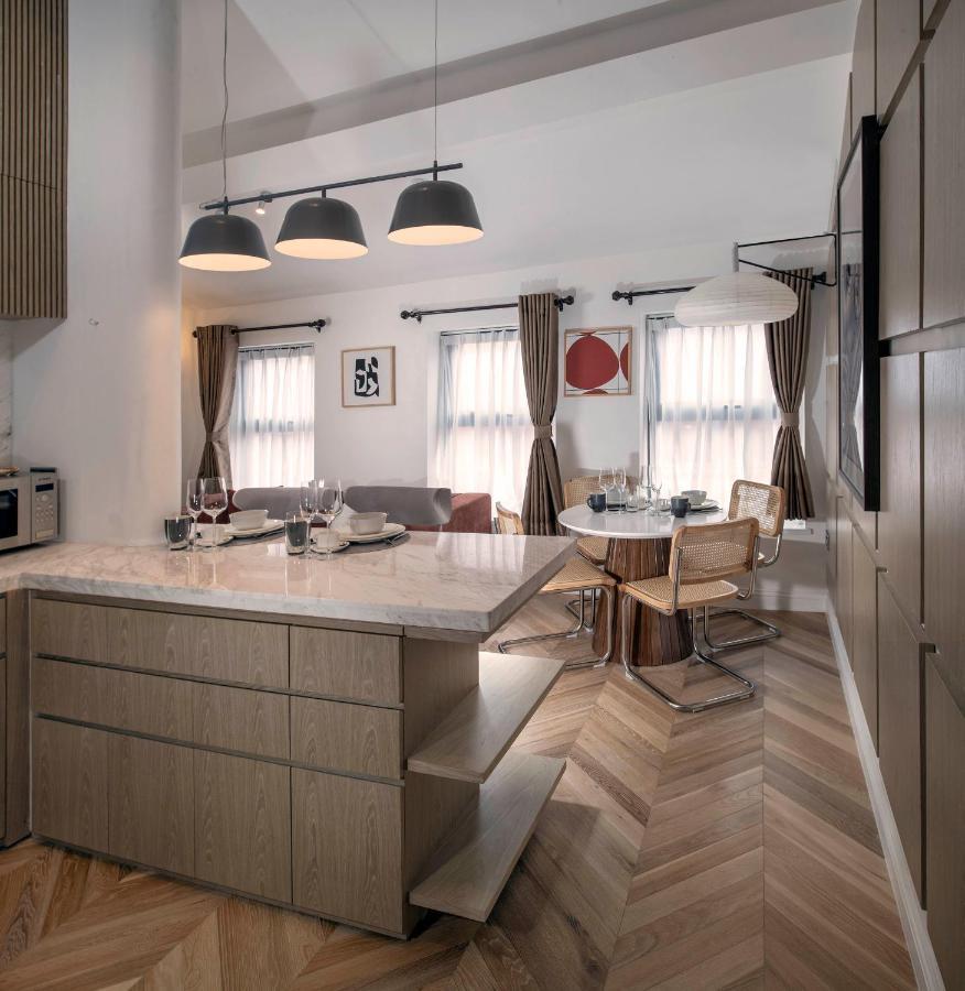 Trueman Court Luxury Serviced Apartments リヴァプール エクステリア 写真
