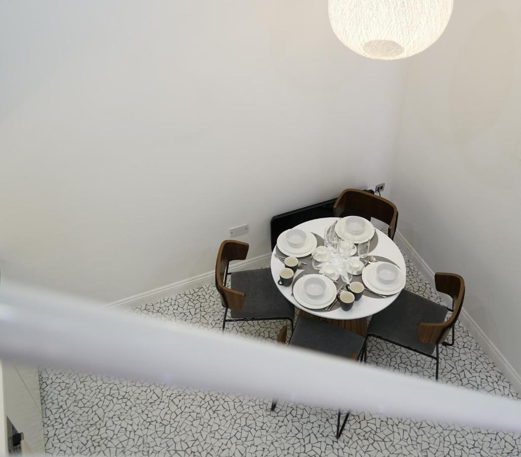 Trueman Court Luxury Serviced Apartments リヴァプール エクステリア 写真