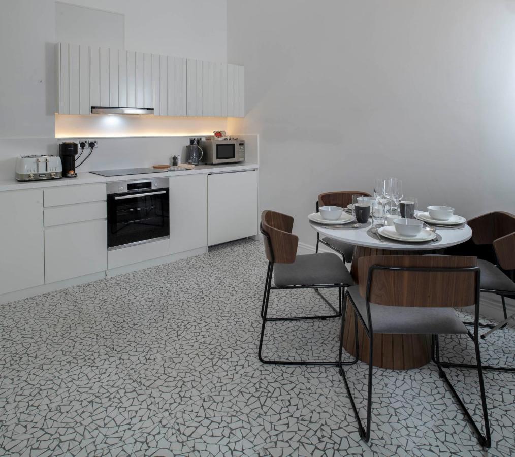 Trueman Court Luxury Serviced Apartments リヴァプール エクステリア 写真